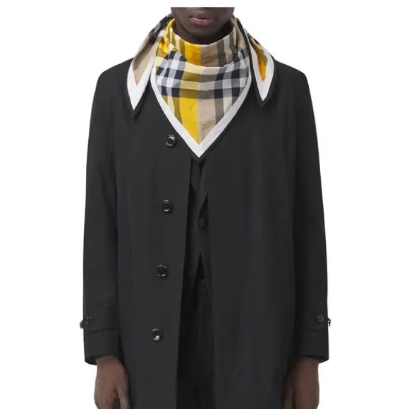 SOLD⛔️Authentic BURBERRY 100% Cotton vintage checkers triangle scarf - Picture 8 of 14